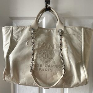 CHANEL CREAM CALFSKIN DEAUVILLE TOTE